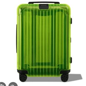 BRAND NEW WITH TAGS RARE NEON GREEN RIMOWA CARRY ON 🦠